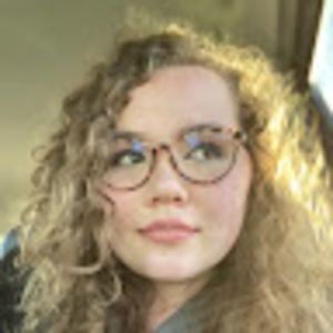 Meet your Posher, Mia